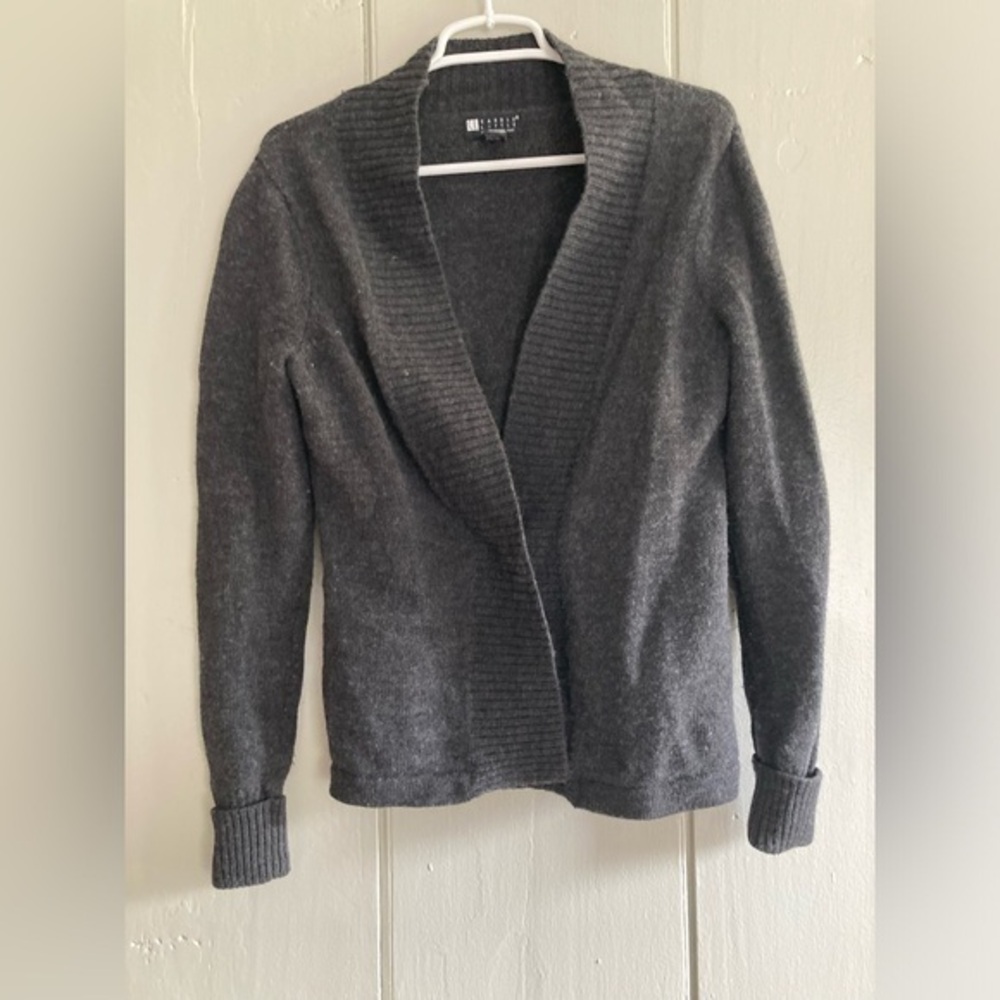 Carole Little 100% Merino Wool Sweater Gray Charcoal Size Small